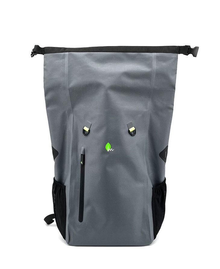 mens sports waterproof backpack(001)